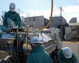 給水車にのぼりました