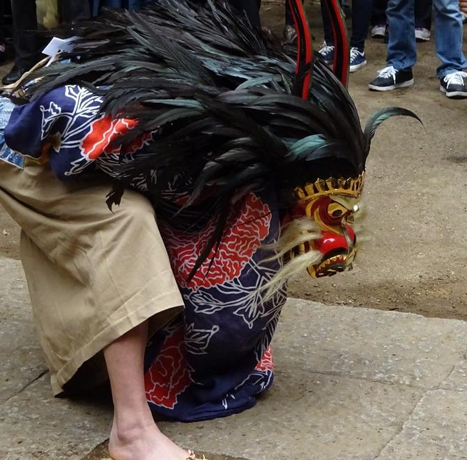 南部領辻の獅子舞
