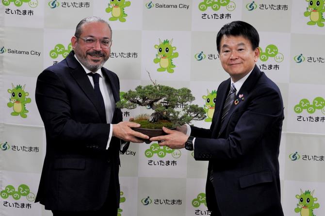 表敬訪問の様子