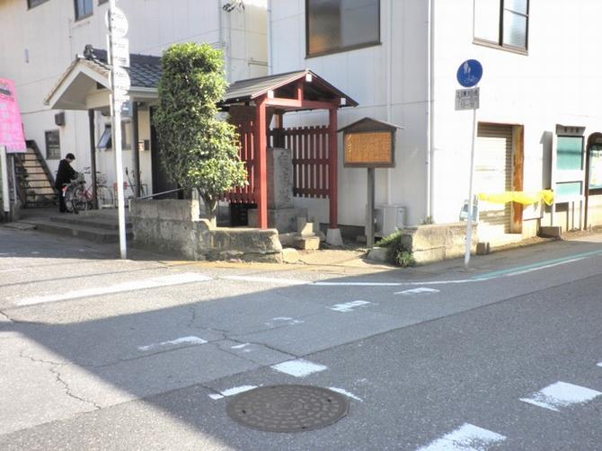 分岐の庚申塔