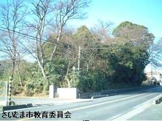 一里塚（西塚）