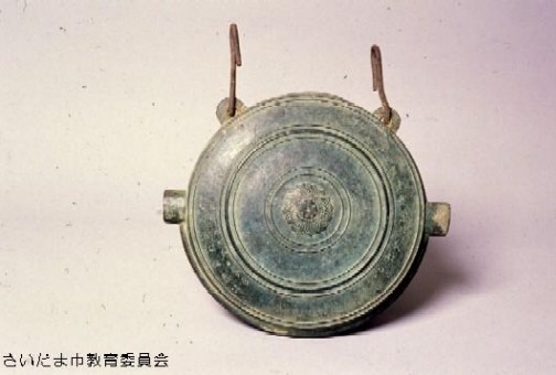 ♦古作 古銅 鎚起 盤口形 雷文様形双耳 三足 花器 大正時代 明治時代 骨董品 さいたま市／文化財紹介 文明鰐口
