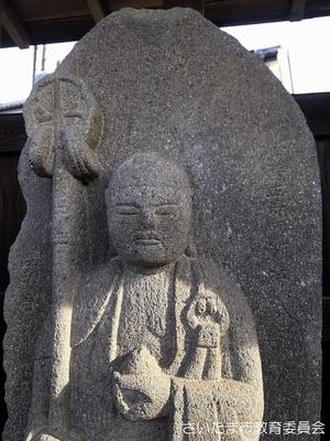 地蔵院の地蔵石仏の写真