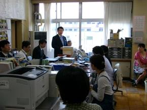 職員室で