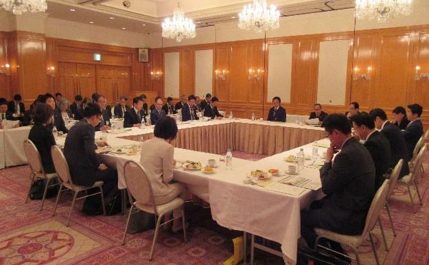 朝食会の様子