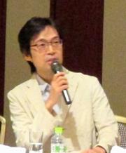 中村　氏