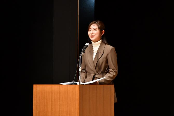 司会斎藤アナ