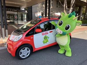 青色防犯パトロール車2.