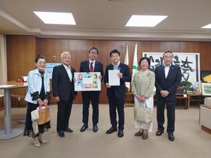 表敬訪問の様子