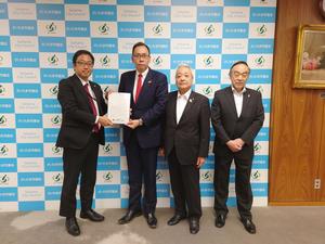 表敬訪問の様子