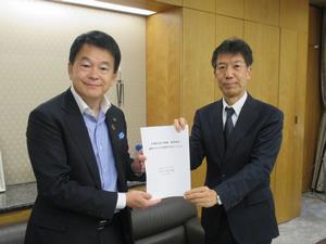 総務省　原総務事務次官