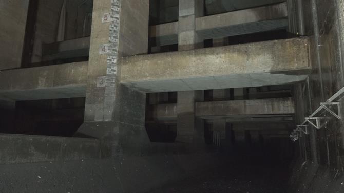 上落合雨水調整池の写真