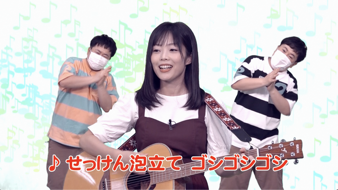 動画のサムネイル（番組出演者の写真）