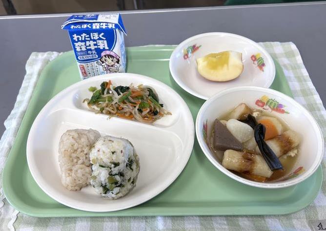 給食