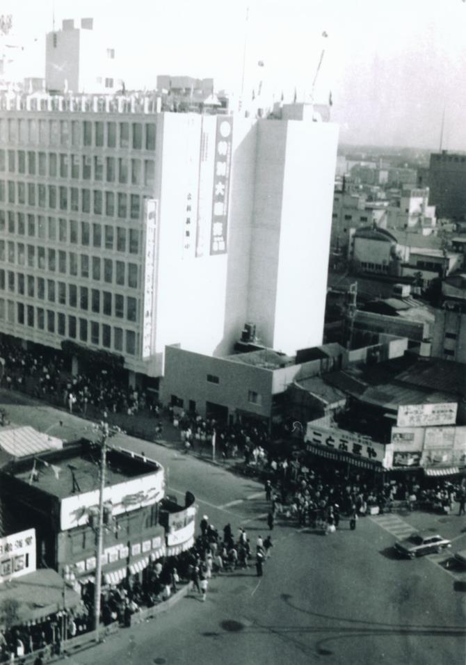 大宮駅東口駅前 | アーカイブズセンターギャラリー