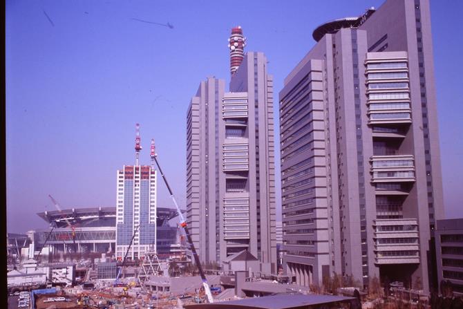 4.与746-04-07