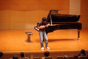 芸劇オープンシアター25