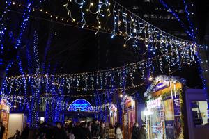 けやきひろばのイルミネーション7