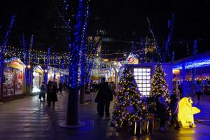 けやきひろばのイルミネーション11