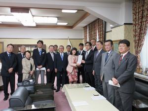 11月6日片山さつき財務大臣に対し要望