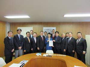 11月6日有村治子自由民主党総務会長に対し要望
