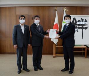 総合政策委員会から市長へ