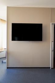 大型テレビ