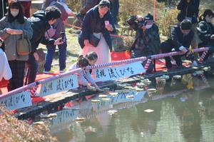 人形のまち岩槻 流しびな