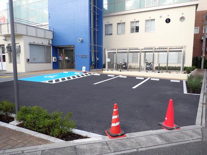 植竹出張所　駐車場