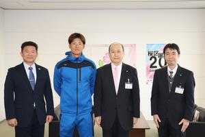 表敬訪問2全員